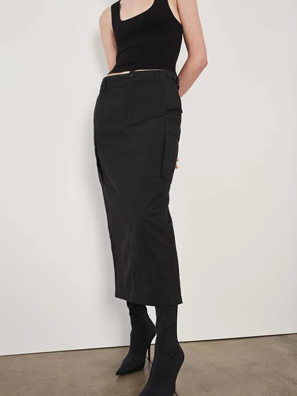Cargo Skirt Midi in Black