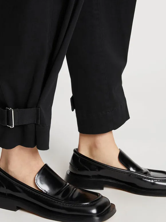 Kay Pant in Black