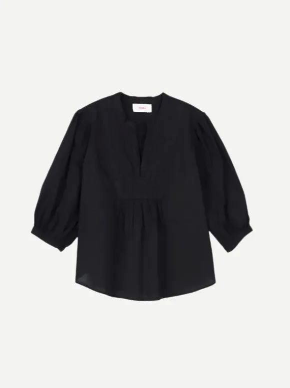 Lolo Top in Black