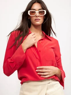 Quinne in Racing Red