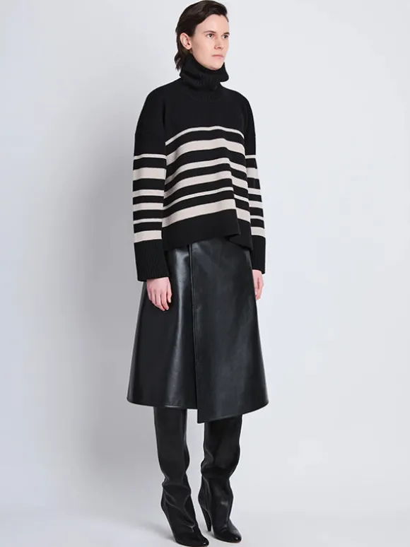 Sandra Turtleneck In Black Striped Cashmere
